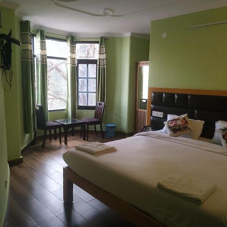 שימלה Aarika Homestay מראה חיצוני תמונה
