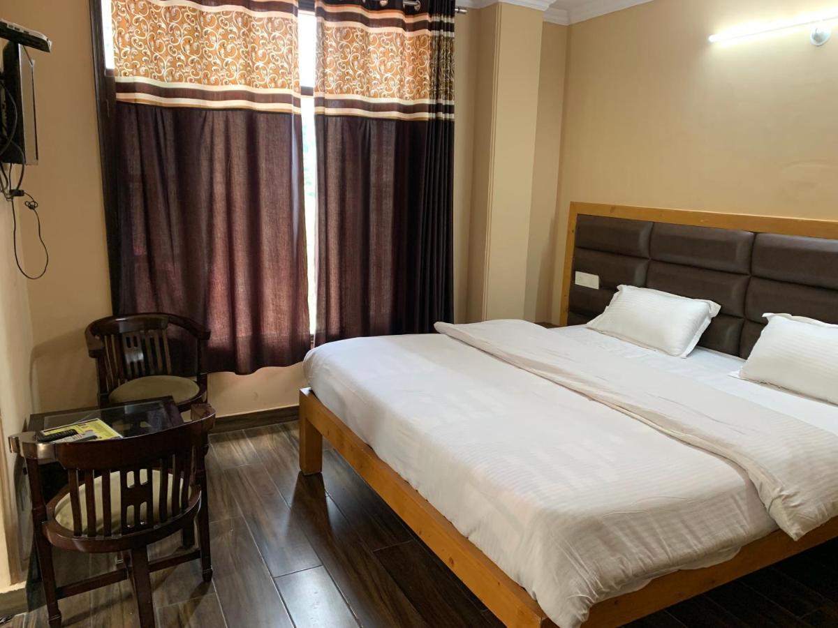 שימלה Aarika Homestay מראה חיצוני תמונה