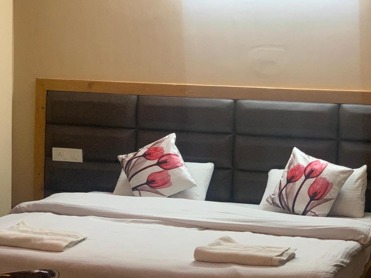 שימלה Aarika Homestay מראה חיצוני תמונה