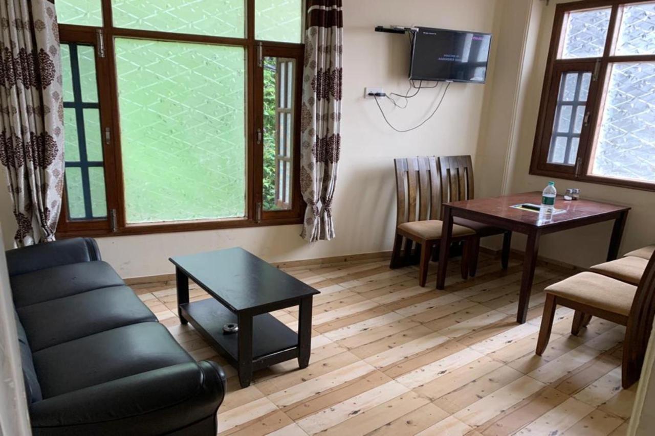 שימלה Aarika Homestay מראה חיצוני תמונה